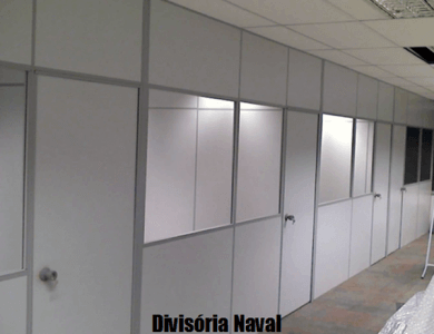 Instalação de Divisória de PVC